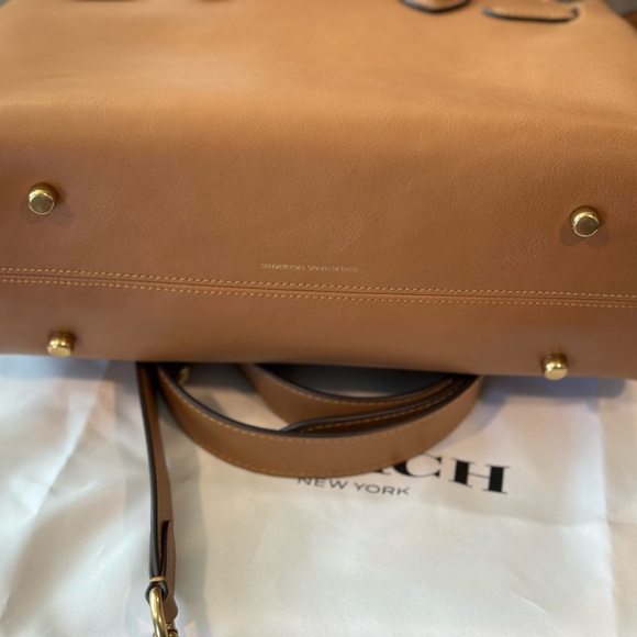 Coach Soft Empire Carryall 28 - Honey Brown - Picture 7 of 12